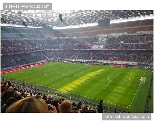 场馆建设:为迎接2026年欧冠决赛,圣西罗球场完成最新一代光纤网络铺设 场馆建设:为迎接2026年欧冠决赛,圣西罗球场完成最新一代光纤网络铺设